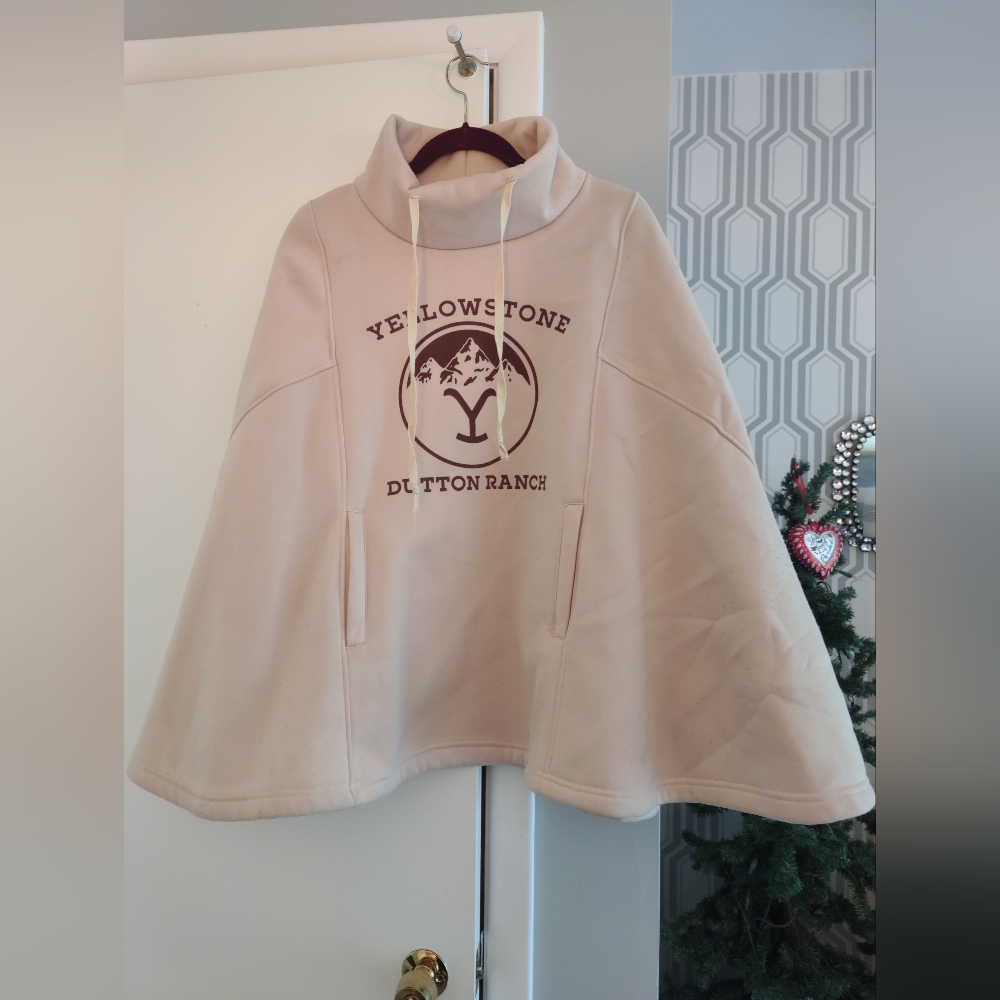 Yellowstone beige poncho